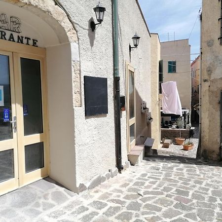 קאסטלסארדו “Cielo E Mare”, Casetta Nel Cuore Del Borgo Antico / “Sky & Sea”, Charming In The Heart Of Old Village מראה חיצוני תמונה