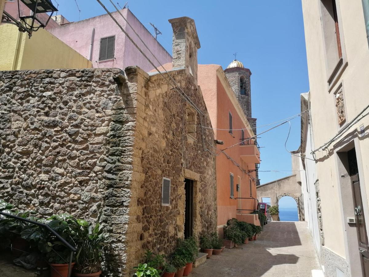 קאסטלסארדו “Cielo E Mare”, Casetta Nel Cuore Del Borgo Antico / “Sky & Sea”, Charming In The Heart Of Old Village מראה חיצוני תמונה